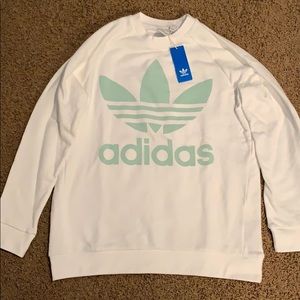 Brand new with tags Adidas Oversized Crewneck!!